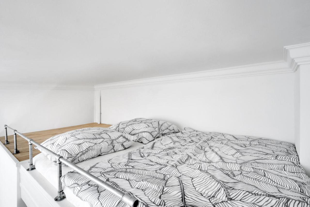 The Koburger Hh, Lovely 1 Bedroom With High Bed Up To 4 Ppl Берлин Экстерьер фото